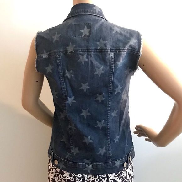 Rock & Republic | “Gunshow” Button Down Star Jean Vest in Blue with White Stars - Picture 8 of 15